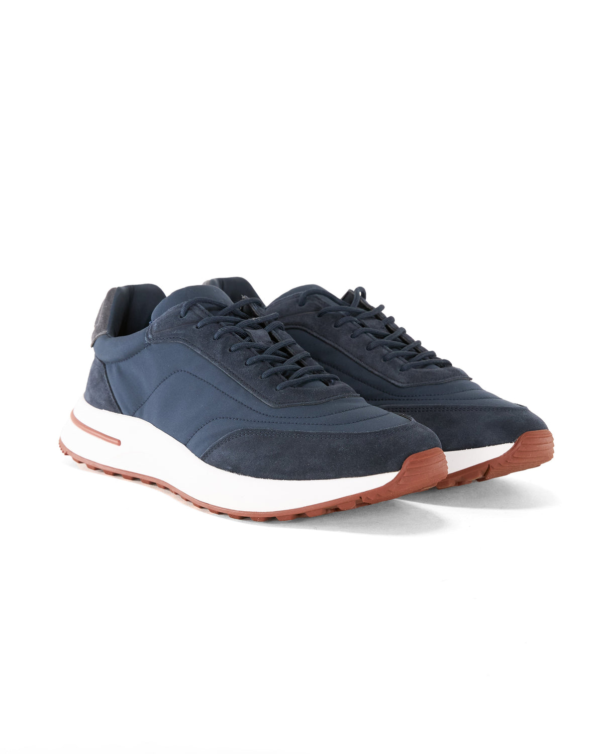 Lora Piana Trainer